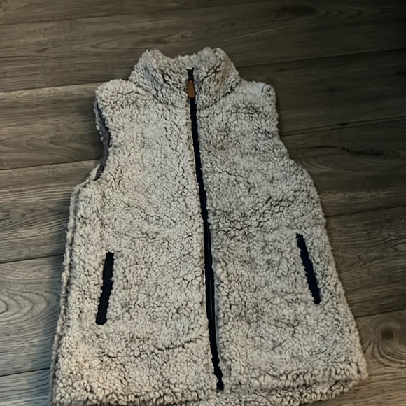 Simply southern Sherpa vest - Picture 1 of 1